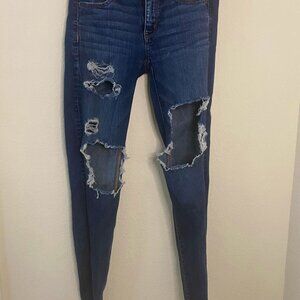 American Eagle Ripped High-Waisted Super Stretch Jegging Size 4